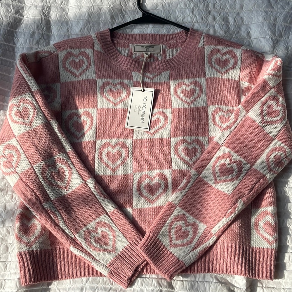 Knitted/sweater/pink/soft/cozy/medium/